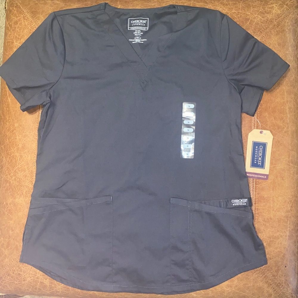 NWT Gray Cherokee Scrub Top